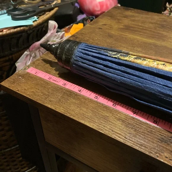 Silk Thai blue parasol/umbrella - Picture 14 of 16